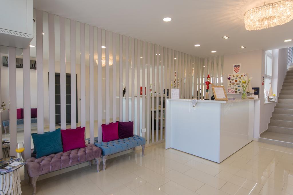 Apartments Soho Trogir Exterior photo